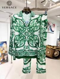 Picture of Versace Sweater Suits _SKUVersaceM-3XL24cn15042778